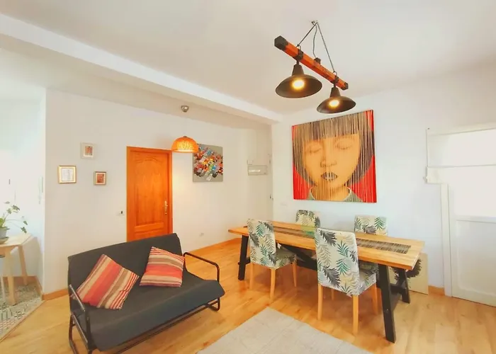 Isleta Flat Apartment