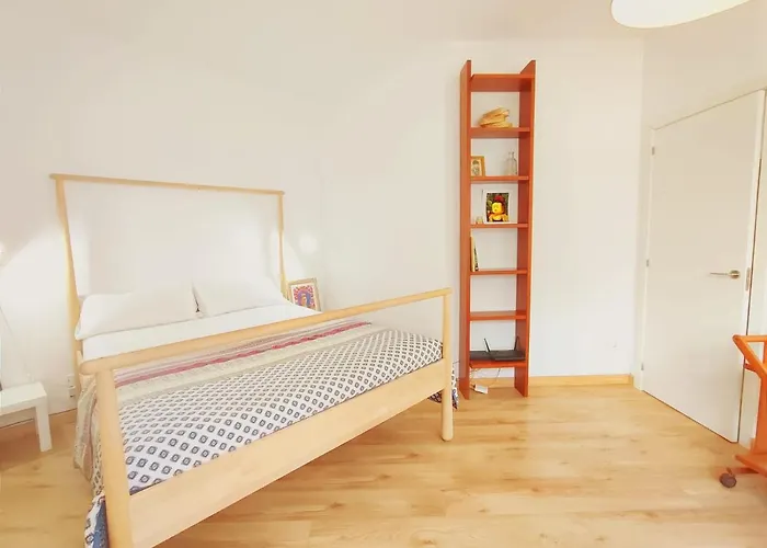 Isleta Flat